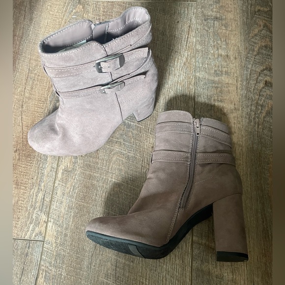 Block Heel Booties - Picture 3 of 4